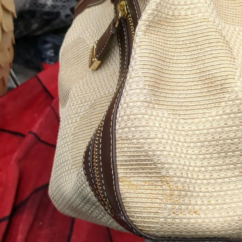 DKNY  Linen & & leather purse